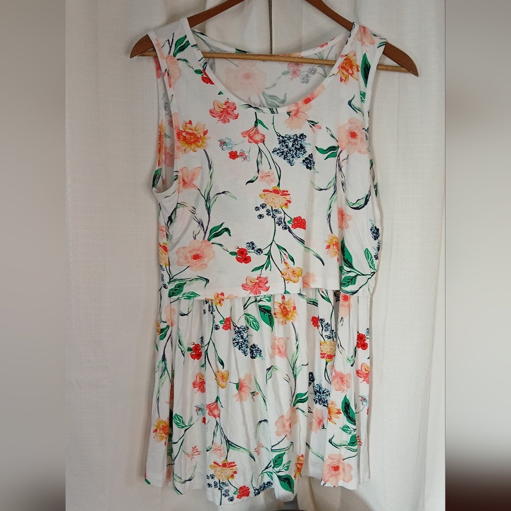Floral Sleeveless Maternity Top
